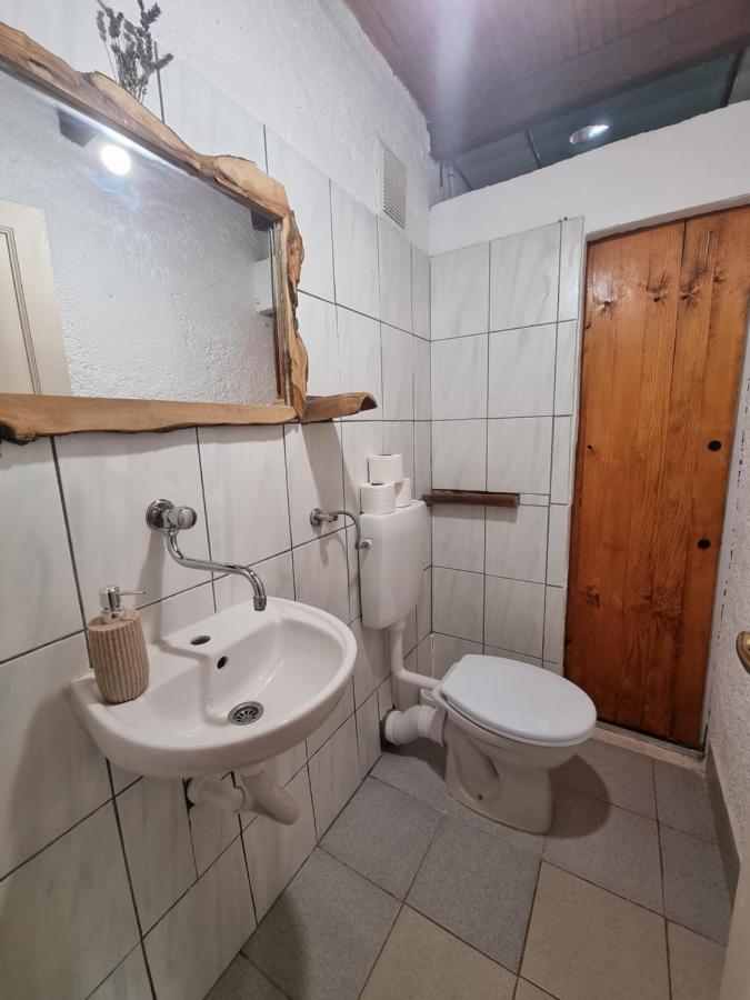 Отель Robinson House Ruza Nevidane Экстерьер фото